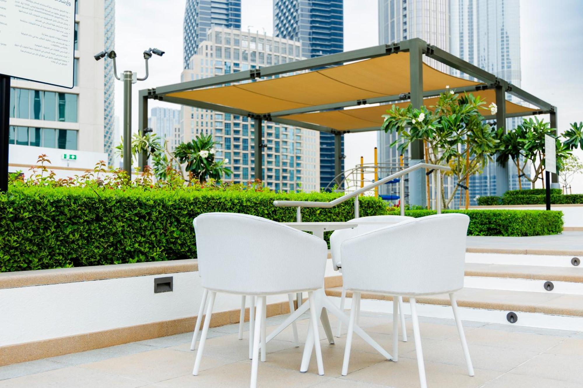 Burj Crown - Downtown Elegance Opera Boulevard View By Mall